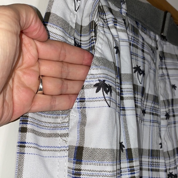 Blue Gear print cargo shorts size 36 NWT - Picture 6 of 10